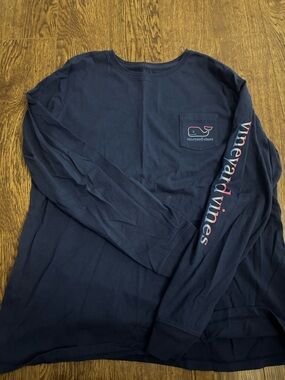 Vineyard Vines Navy Long-Sleeve Pocket Tee with Logo Sleeve